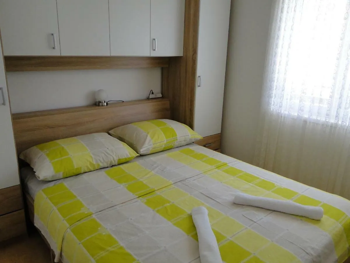 Apartment Zagi Seline Croatia